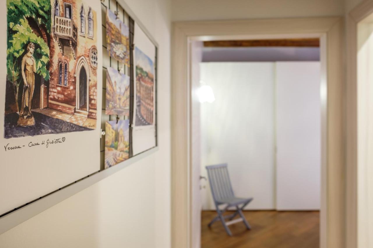 Apartamento La Terrazza In Centro Verona Exterior foto